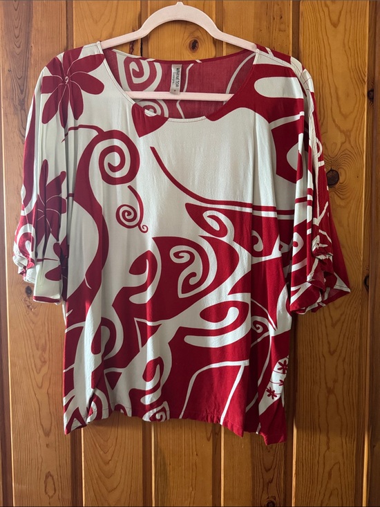 Wahine Toa Design Tops - Wahine Toa Women’s Red & Cream Floral-Print Blouse